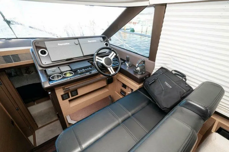 Can't Anchor Us Yacht Photos Pics 2017 Prestige 460 Flybridge- "Can't Anchor Us"- Helm