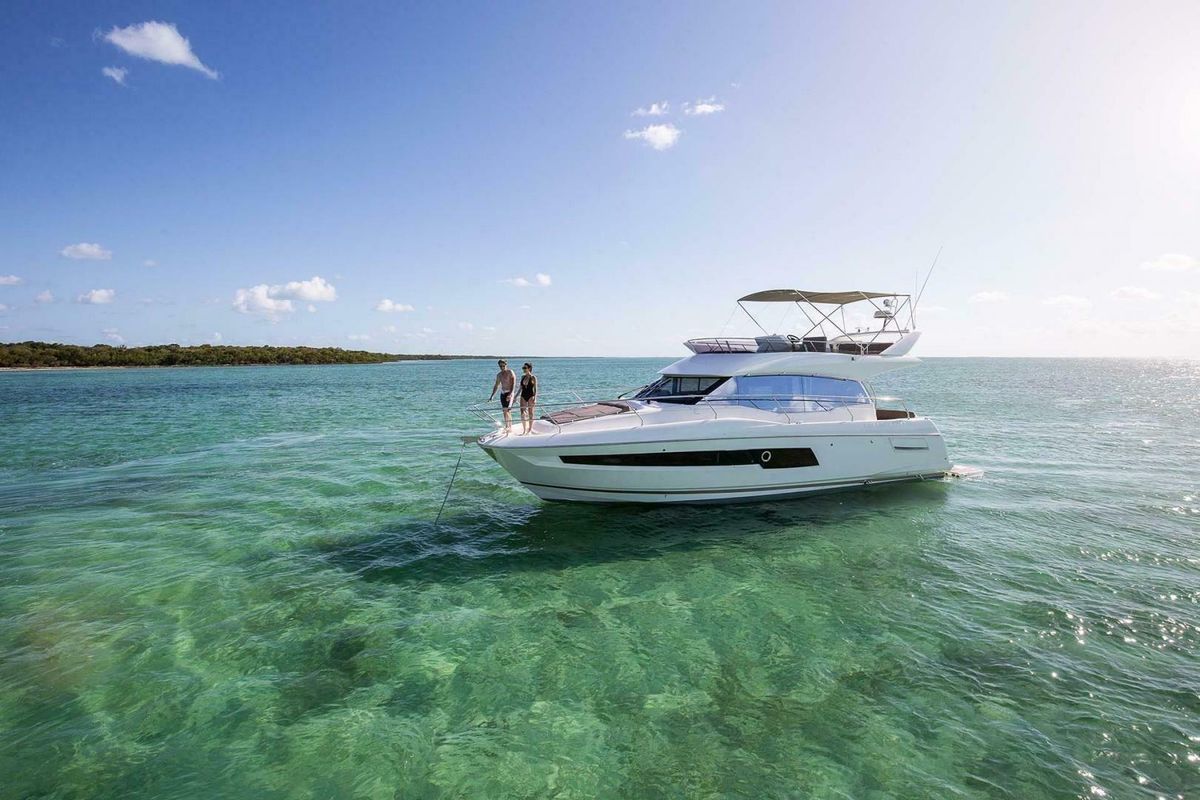 2017 Prestige 46 
