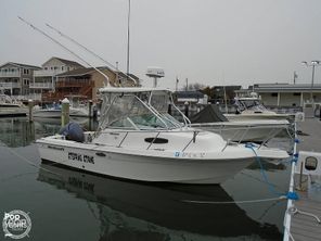 2002 Wellcraft 220 COASTAL