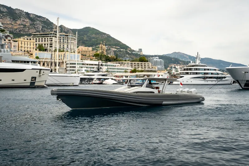 H2 Yacht Photos Pics 