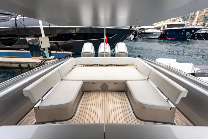 H2 Yacht Photos Pics 