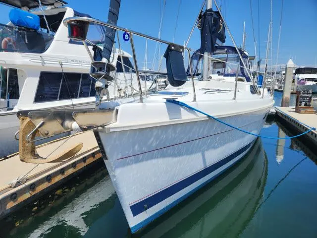 Plan B Yacht Photos Pics 