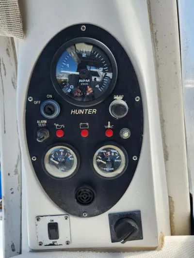 Plan B Yacht Photos Pics 