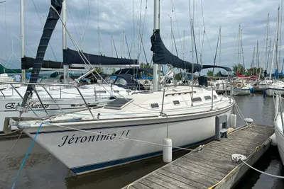 Pearson 33