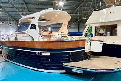 2010 Apreamare 38 Comfort Hard Top