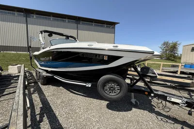 MasterCraft XT22