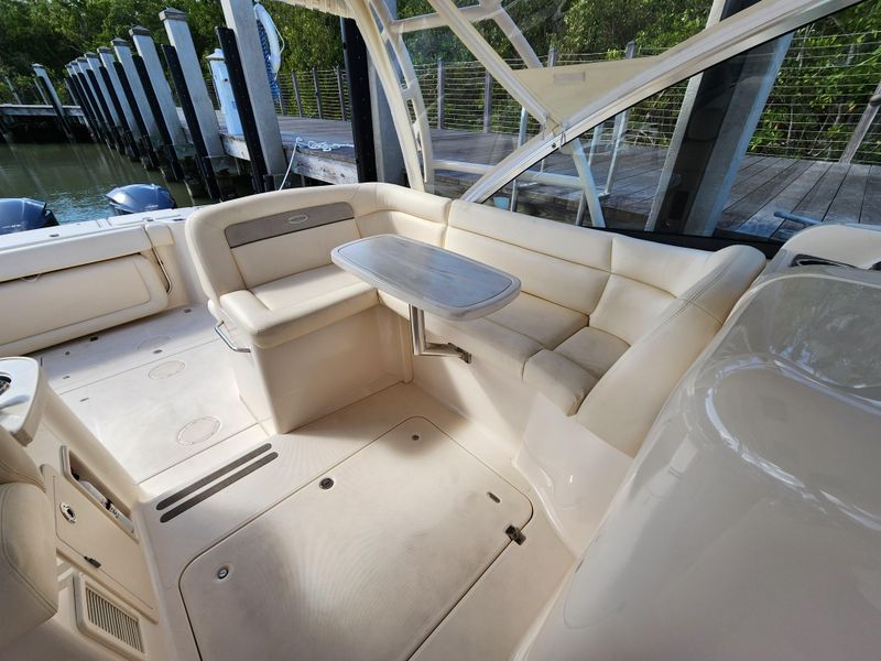 2016 Grady-White Freedom 335