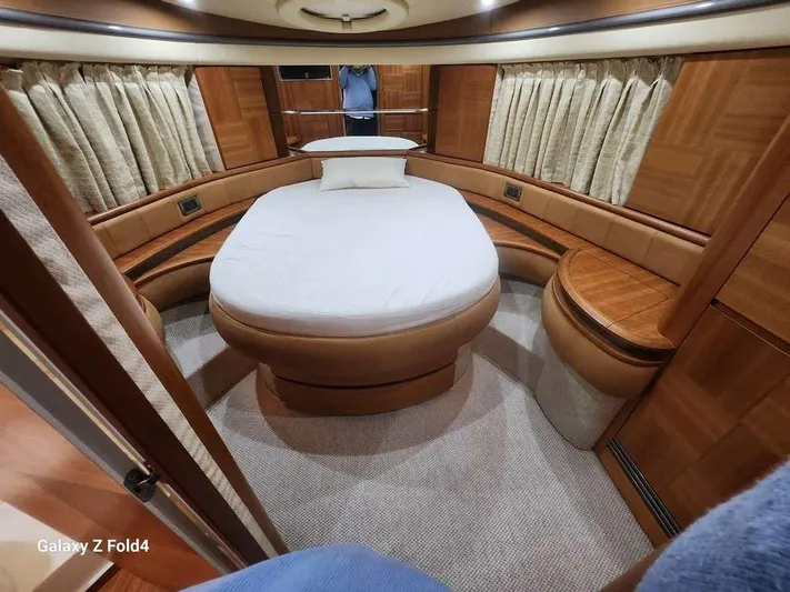  Yacht Photos Pics Azimut 50 Armatoriale a prua