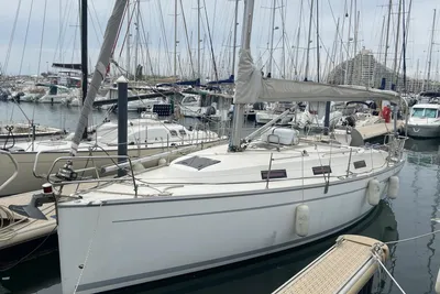 2010 Bavaria 32 Cruiser