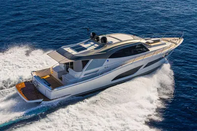Riviera 645 SUV