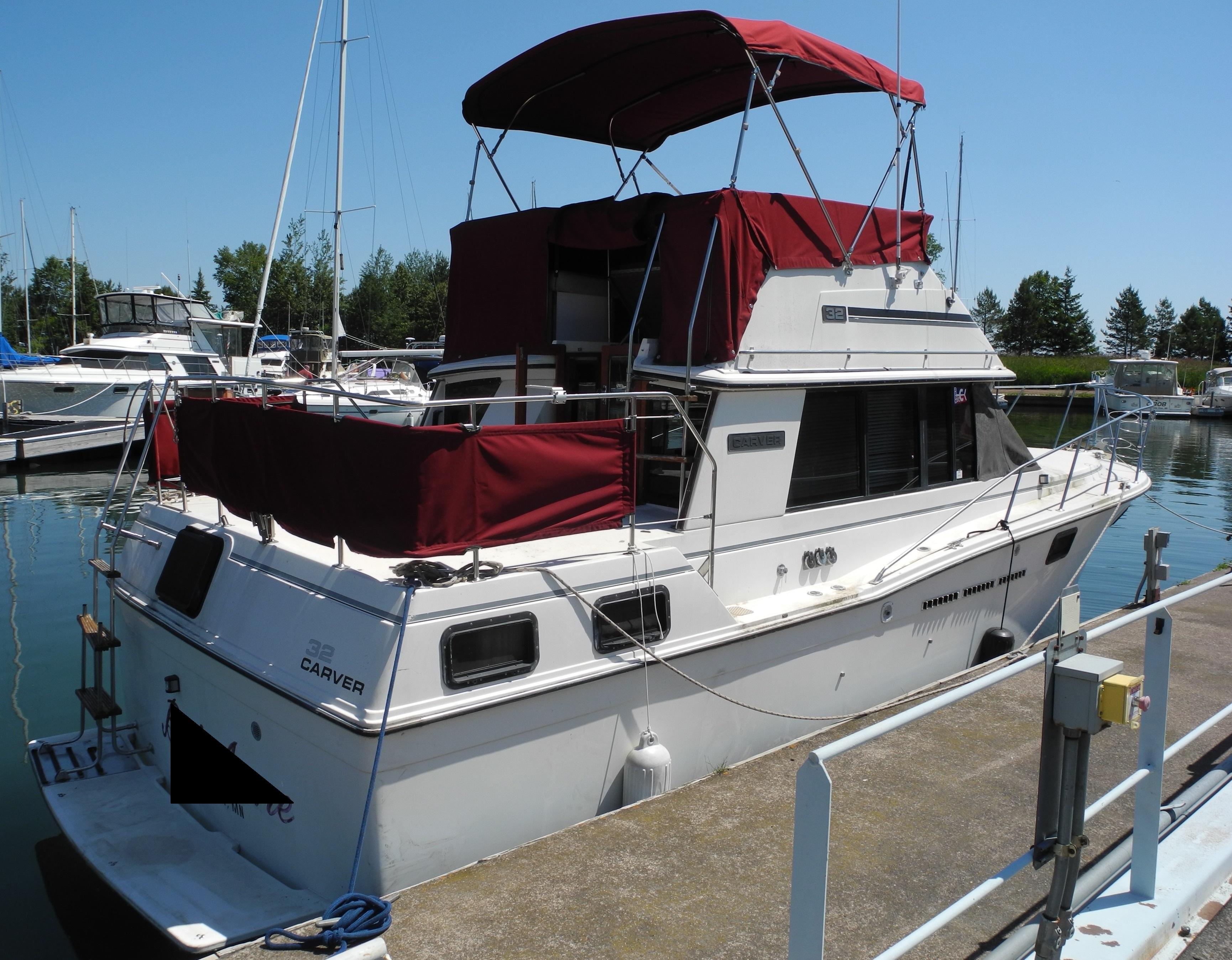 1985 Carver 3207 Aft Cabin Aft Cabin for sale - YachtWorld