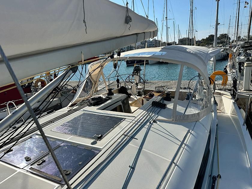 2018 Jeanneau 43 