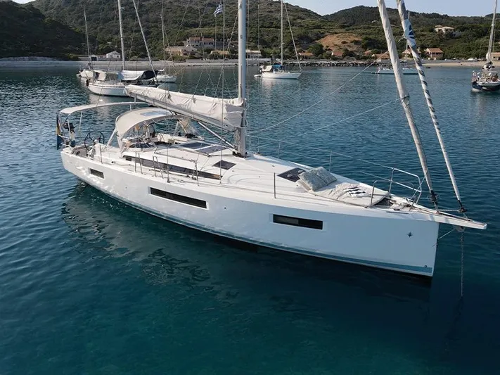  Yacht Photos Pics Jeanneau Sun Odyssey 440 2018