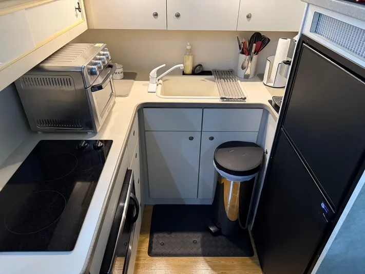 Anna Christine Yacht Photos Pics 