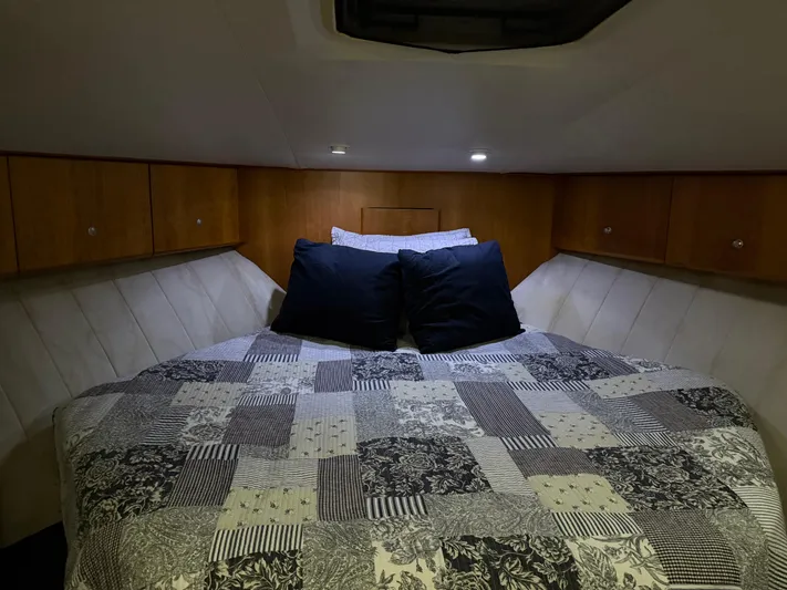 Anna Christine Yacht Photos Pics 