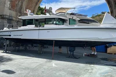 Axopar 37 XC CROSS CABIN