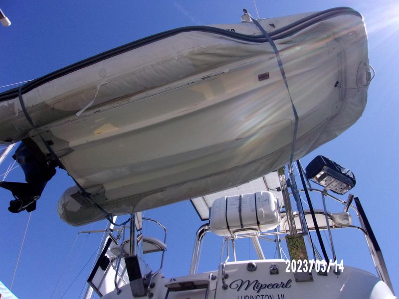 2006 Hunter Center Cockpit