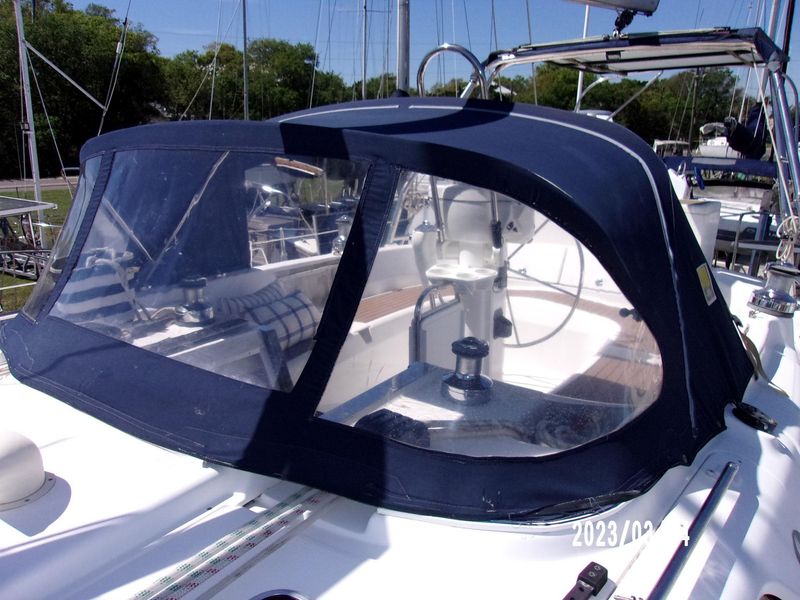 2006 Hunter Center Cockpit
