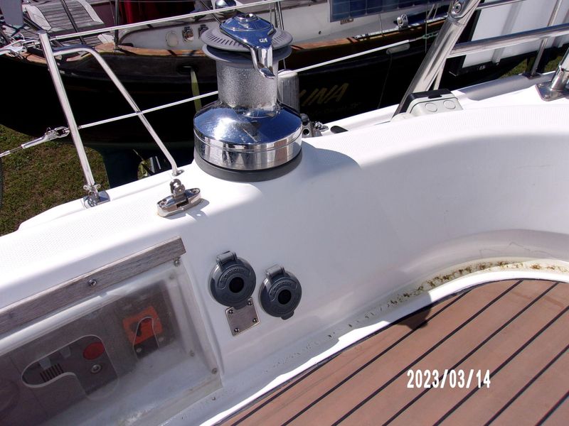 2006 Hunter Center Cockpit