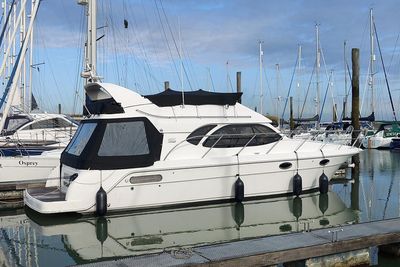 2005 Galeon 380 Fly