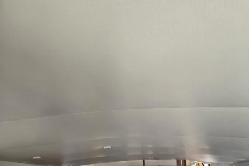  Yacht Photos Pics Interior ceiling of a 1994 Navigator 5600 yacht, featuring recessed lighting.