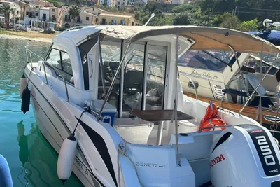 2022 Beneteau Antares 8