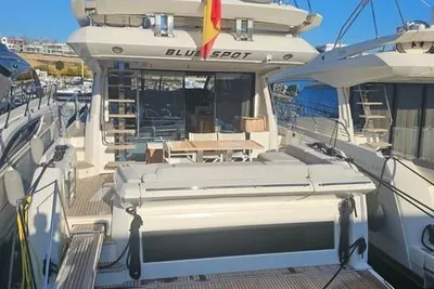 2022 Prestige 590