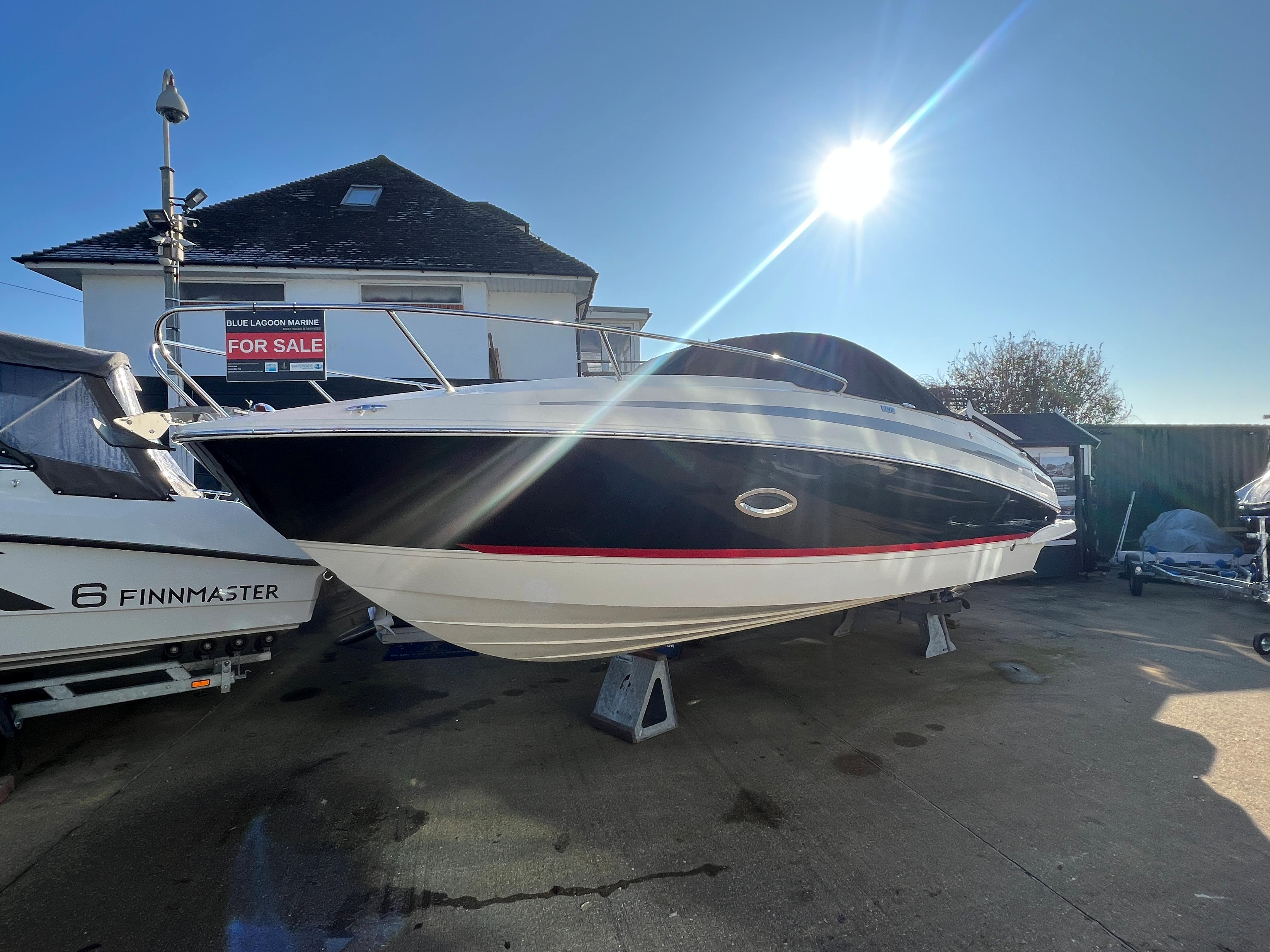 Bayliner 742 Cu 7m 2017 Dorset Boats And Outboards 