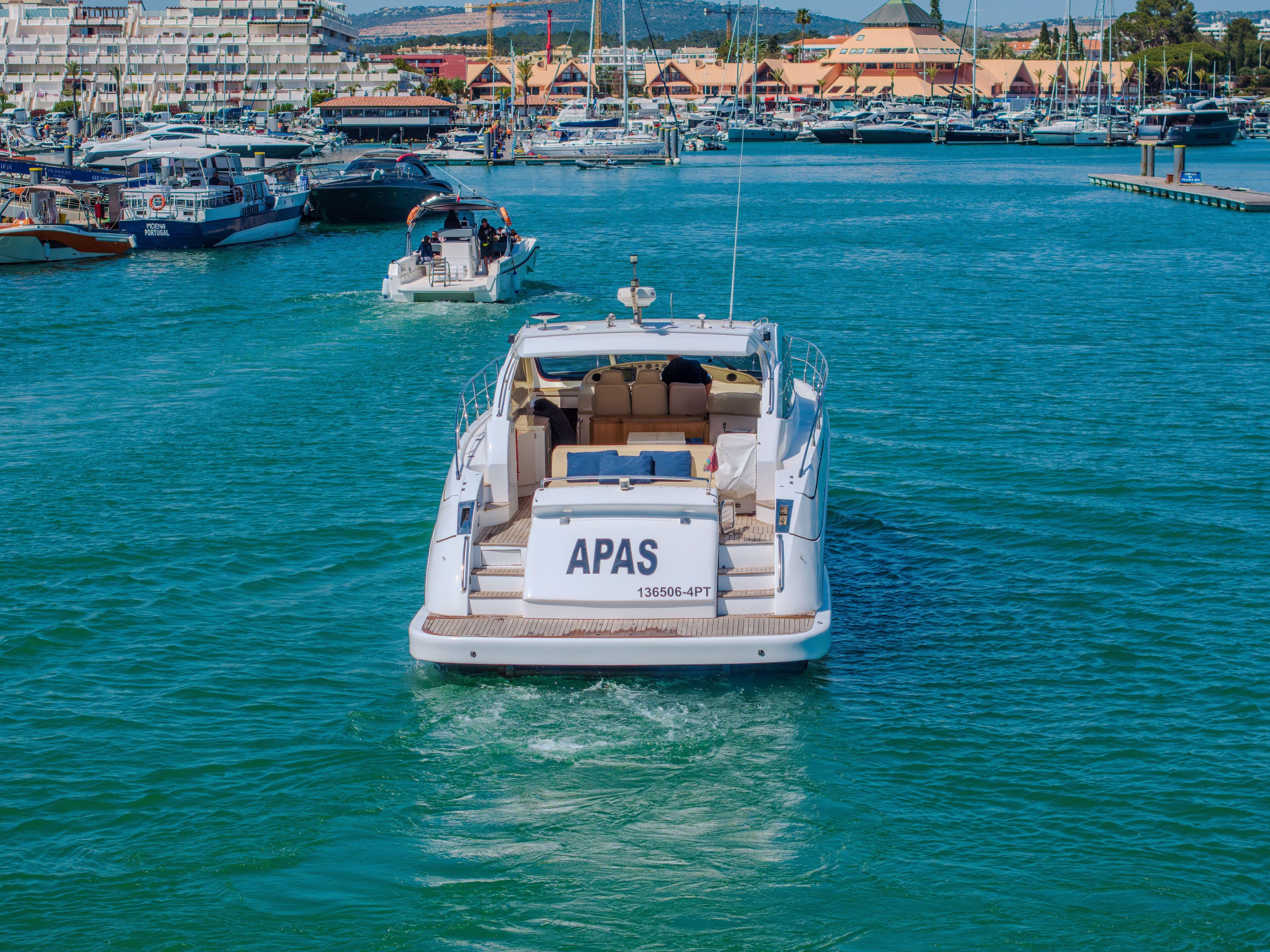Yacht