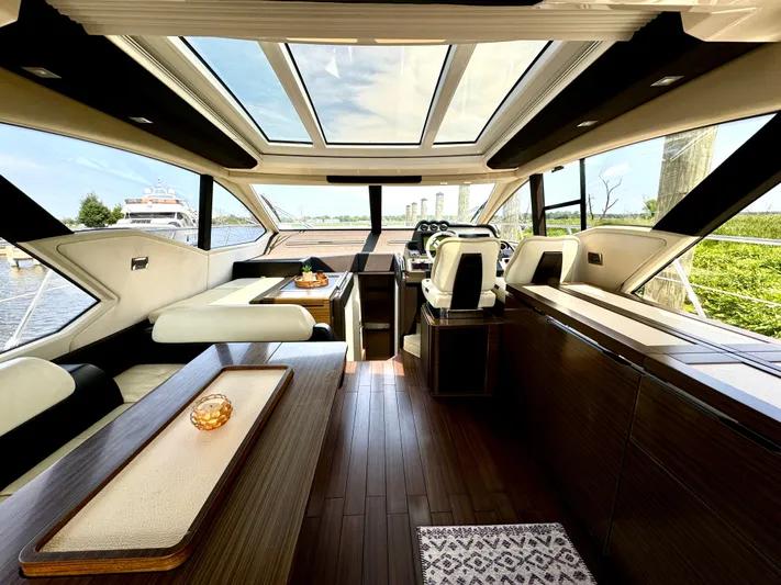 Jbys Trade Yacht Photos Pics 