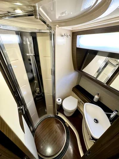 Jbys Trade Yacht Photos Pics 