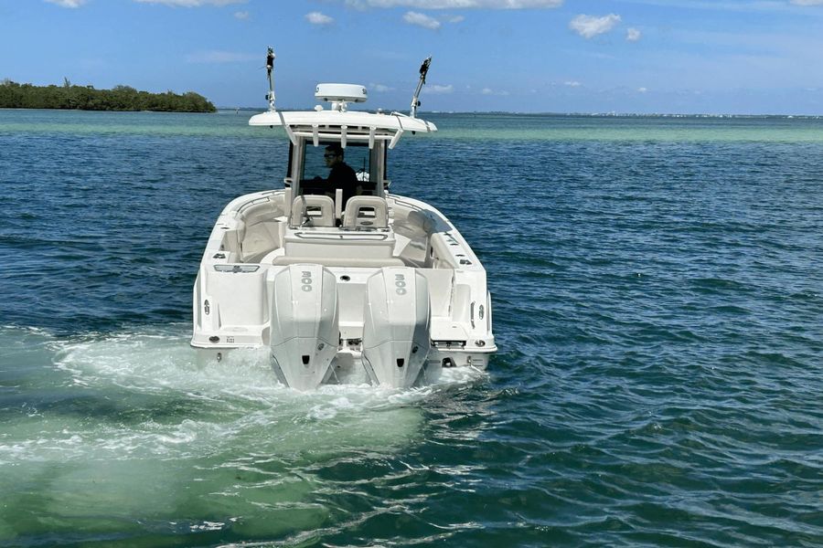 2023 Boston Whaler 280 Outrage