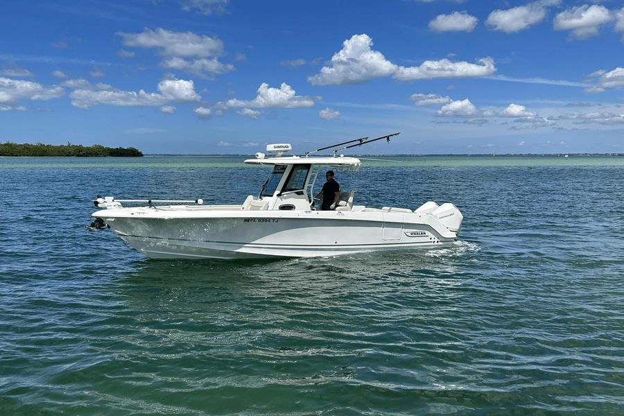 2023 Boston Whaler 280 Outrage