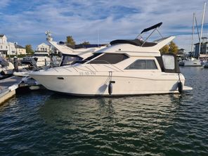 2000 Bayliner 3258