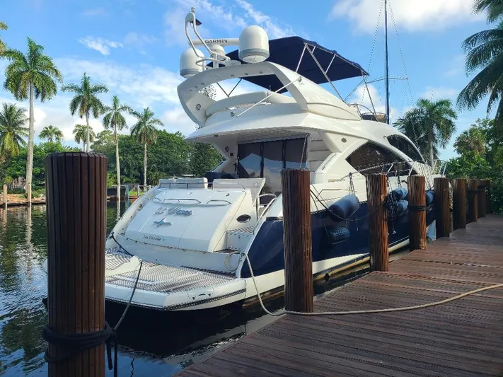 M-waves Yacht Photos Pics 