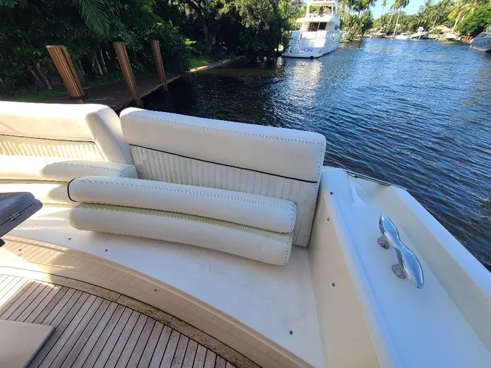 M-waves Yacht Photos Pics 