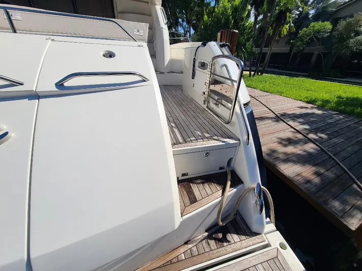 M-waves Yacht Photos Pics 