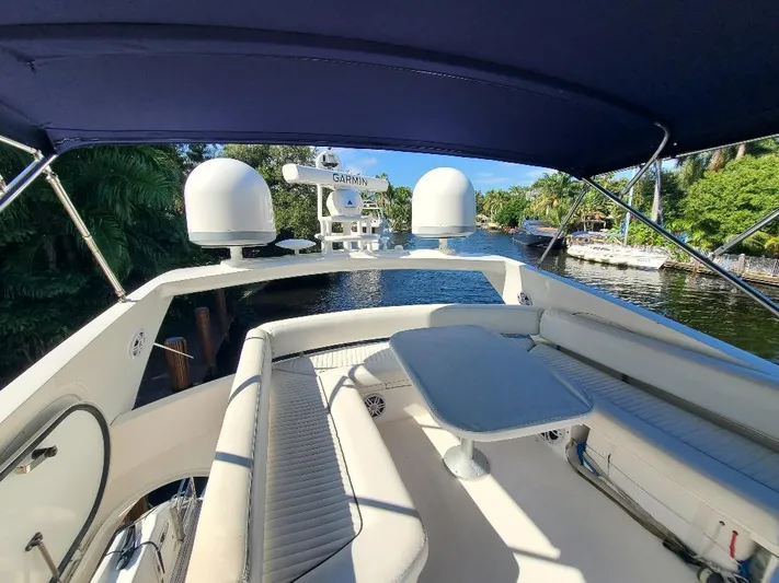 M-waves Yacht Photos Pics 