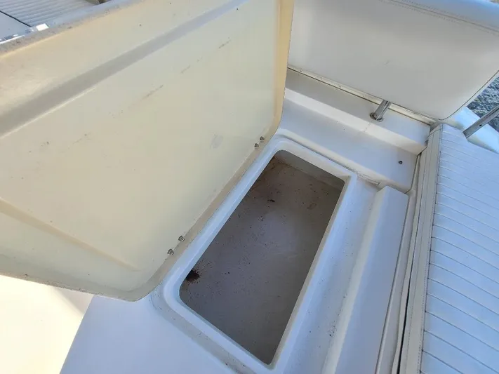 M-waves Yacht Photos Pics 