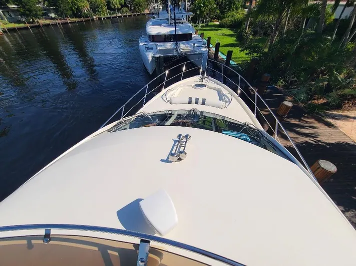 M-waves Yacht Photos Pics 