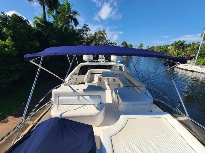 M-waves Yacht Photos Pics 