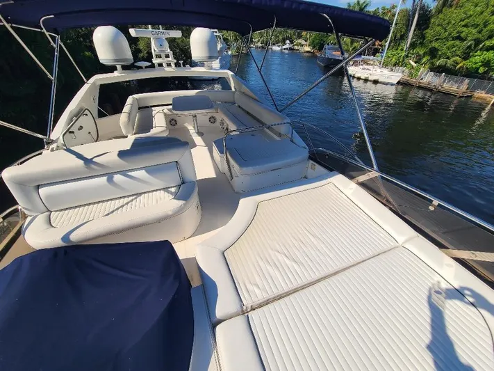 M-waves Yacht Photos Pics 