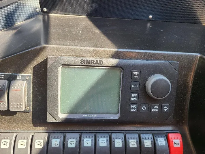 M-waves Yacht Photos Pics 