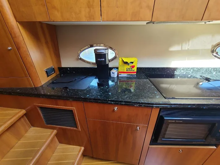 M-waves Yacht Photos Pics 