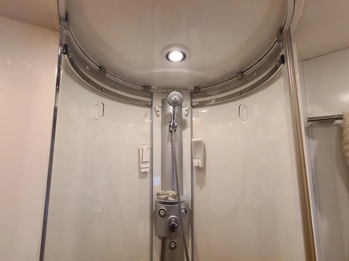 M-waves Yacht Photos Pics 