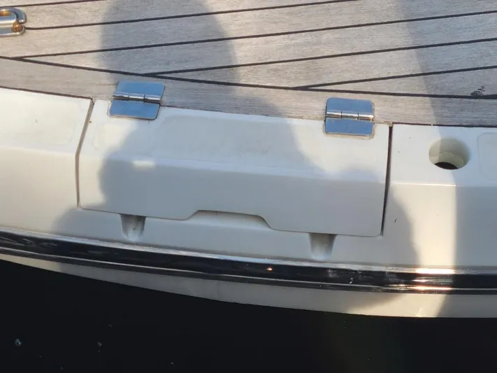 M-waves Yacht Photos Pics 