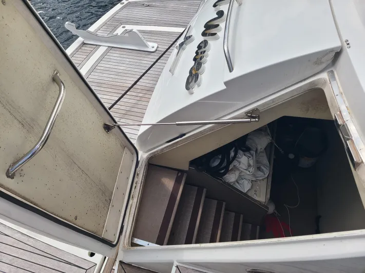 M-waves Yacht Photos Pics 