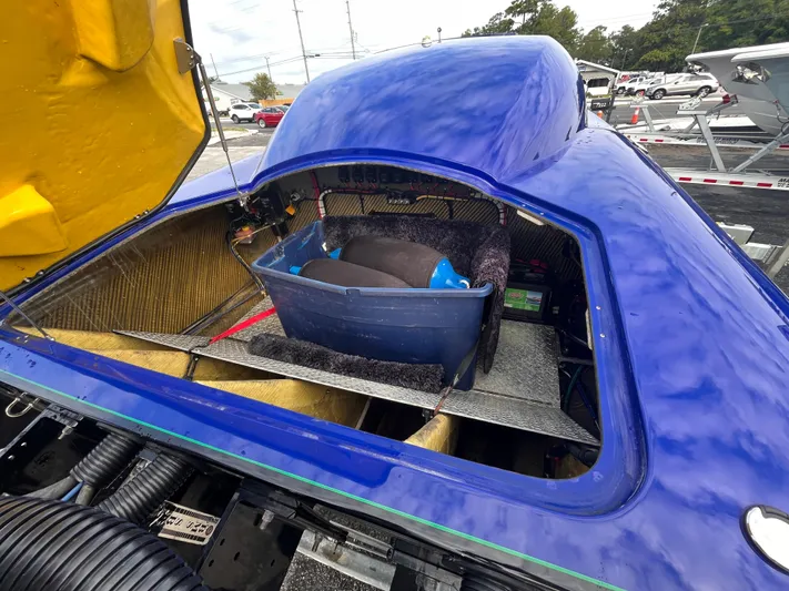  Yacht Photos Pics 2018 Lavey Craft 28 EVO engine compartment with open hatch, showcasing interior components.