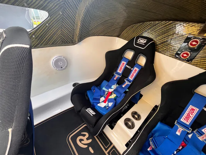  Yacht Photos Pics Interior of 2018 Lavey Craft 28 EVO with racing seats and safety harnesses.