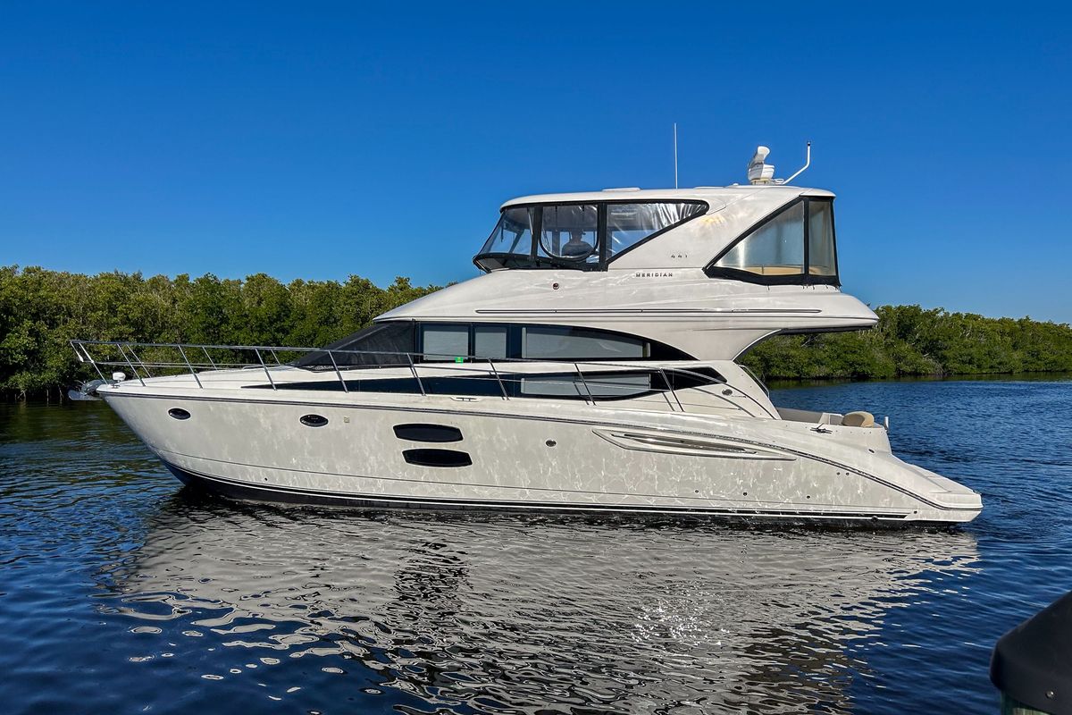 2015 Meridian 44 